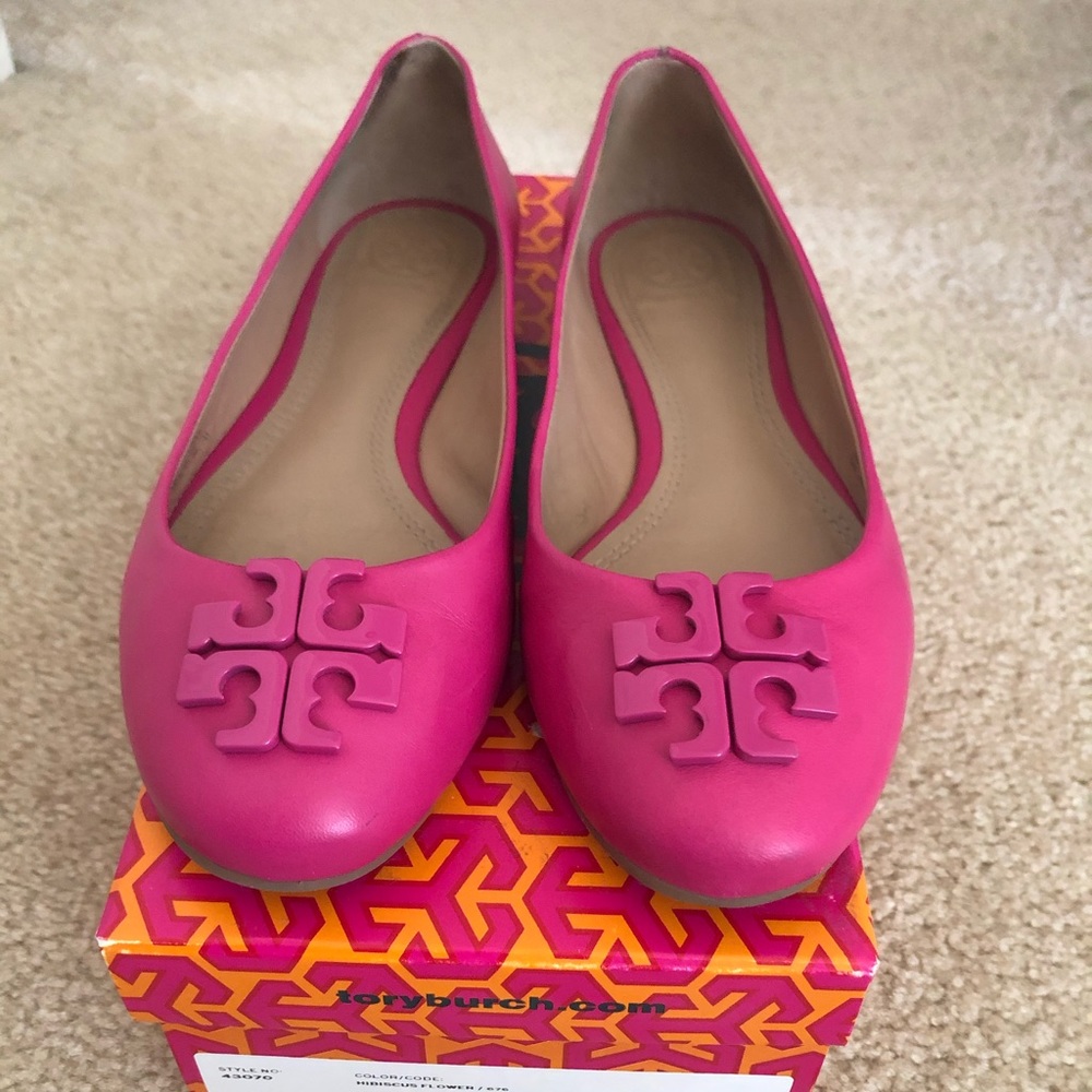 VGUC Tory Burch pink logo flats